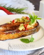 Стейк из семги на сковороде