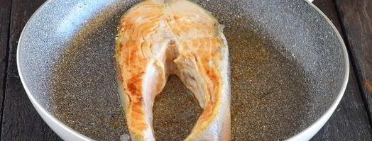 стейк из семги на сковороде. Шаг 6