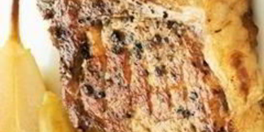 Свиные стейки с грушами