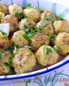 Куриные тефтели в пряном лимонном соусе