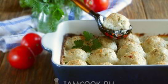 Куриные тефтели в сметанном соусе