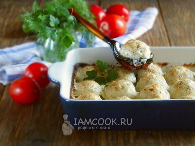 Рецепт куриных тефтелей в сметанном соусе