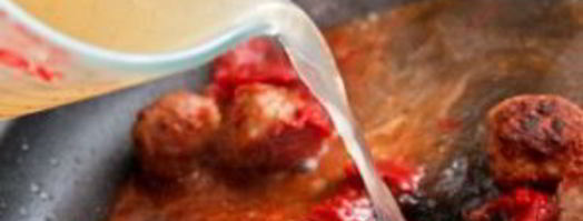 куриные тефтели в томатном соусе. Шаг 4