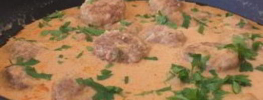 очень нежные тефтели в томатно-сметанном соусе. Шаг 10