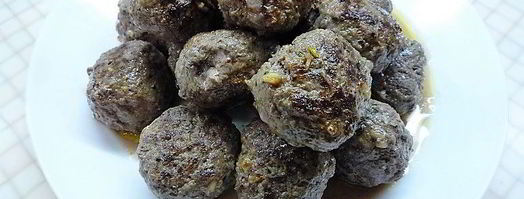 тефтели из баранины с томатным соусом и кедровыми орешками. Шаг 9