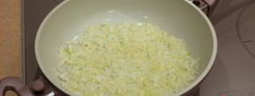 тефтели с моцареллой в томатном соусе. Шаг 12