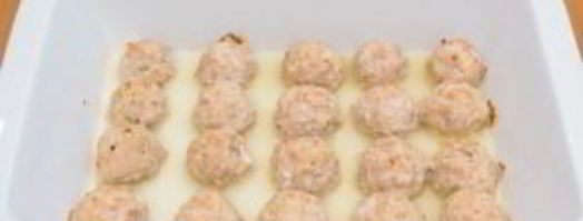 тефтели с моцареллой в томатном соусе. Шаг 15