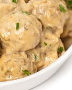 Тефтельки с соусом болонез