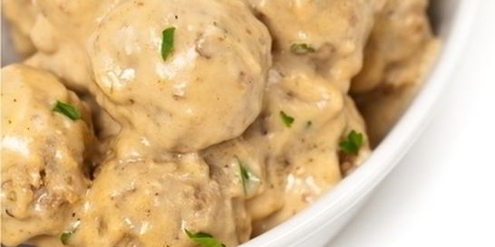 Тефтельки с соусом болонез