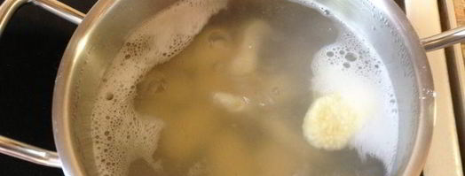 ленивые вареники с шафраном и лимонной цедрой. Шаг 7