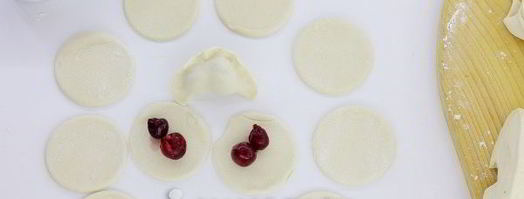 вареники с черешней. Шаг 7
