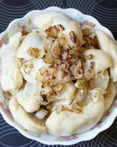 Вареники с картошкой и грибами в мультиварке на пару