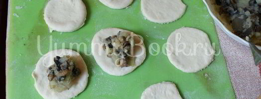 вареники с картошкой и грибами в мультиварке на пару. Шаг 8