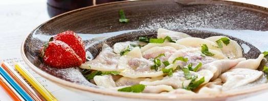 вареники с клубникой. Шаг 12