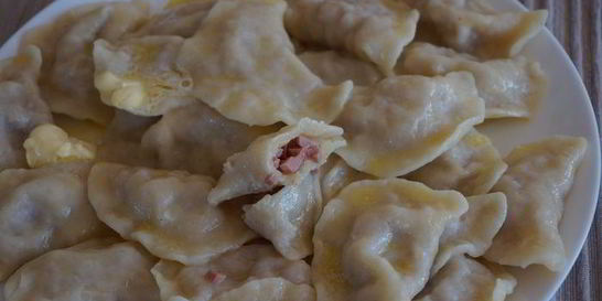 Вареники с колбасой