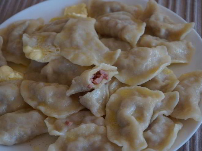 Рецепт вареников с колбасой