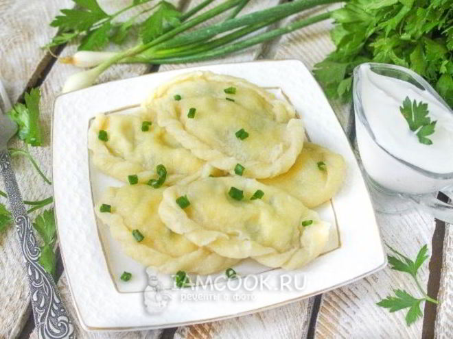 Рецепт вареников с творогом и зеленым луком