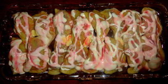 Вареники с вишней и вишневым соусом