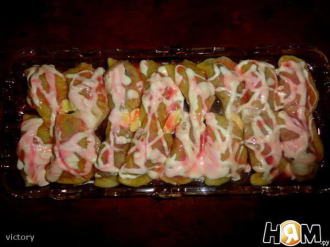 Рецепт вареников с вишней и вишневым соусом