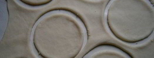 вареники с вишней и ягодным соусом. Шаг 6