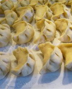 Заварные вареники с клубникой на пару