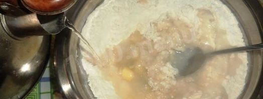 заварные вареники с клубникой на пару. Шаг 3