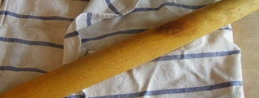 заварные клецки с клубникой и шоколадным соусом. Шаг 11