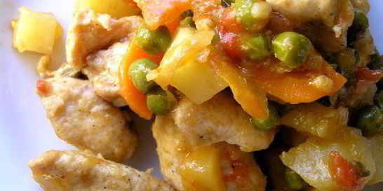 Быстрое жаркое из курицы с овощами