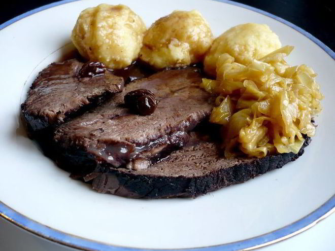 Рецепт квашеного жаркого с клецками и глазированной капустой мясо моей мечты