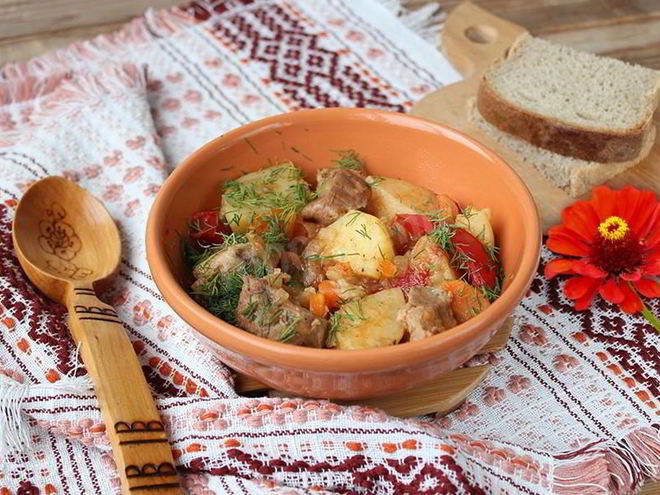 Рецепт жаркого из говядины в мультиварке