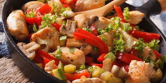 Жаркое из индейки с овощами