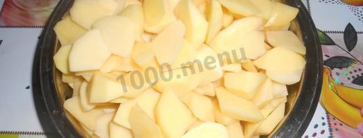 жаркое из свиных ребрышек с картошкой в горшочках. Шаг 4