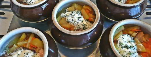 жаркое с грибами и картошкой в горшочках. Шаг 17