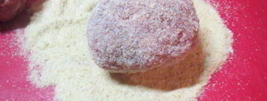 куриные зразы с яйцом и луком и шотландское яйцо. Шаг 13