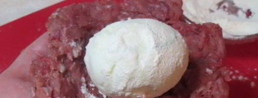 куриные зразы с яйцом и луком и шотландское яйцо. Шаг 11