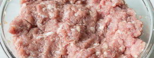 свиные зразы с солеными огурцами. Шаг 3