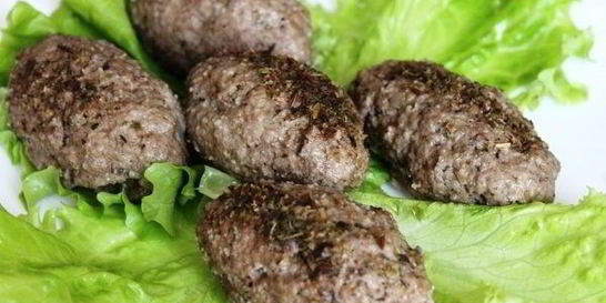 Зразы из говядины с сыром на пару