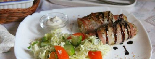 зразы из тилапии в беконе с овощным салатом. Шаг 11