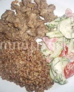 Бефстроганов и гречневая каша