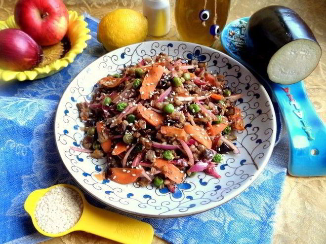 Рецепт гречки с баклажаном и морковкой