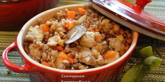 Гречка с курицей в горшочке