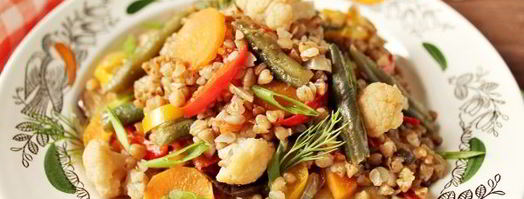 гречка с овощами на сковороде. Шаг 14