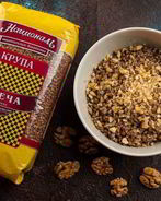 Гречневая каша с орехами и медом