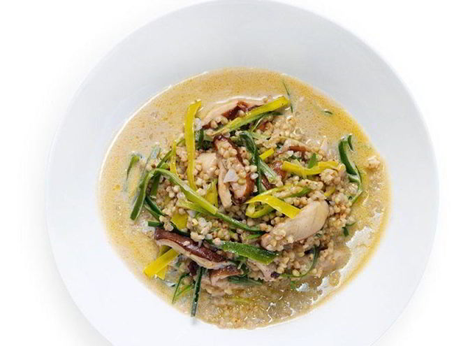 Рецепт зеленой гречки с грибами и пореем