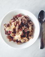 Каша из киноа с яблоками