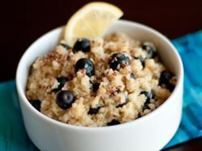 Рецепт каши из киноа с ягодами