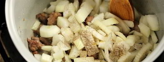 каша с мясом в мультиварке. Шаг 5