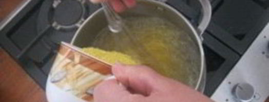 каша из кукурузной крупы на воде. Шаг 4