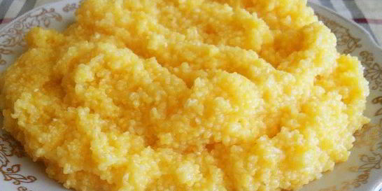 Кукурузная каша с яблоком