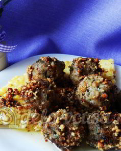 Полента с тефтелями